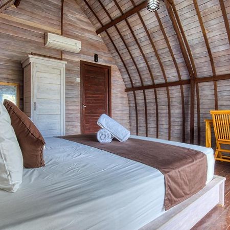 Megaland Bungalow Batununggul Eksteriør billede