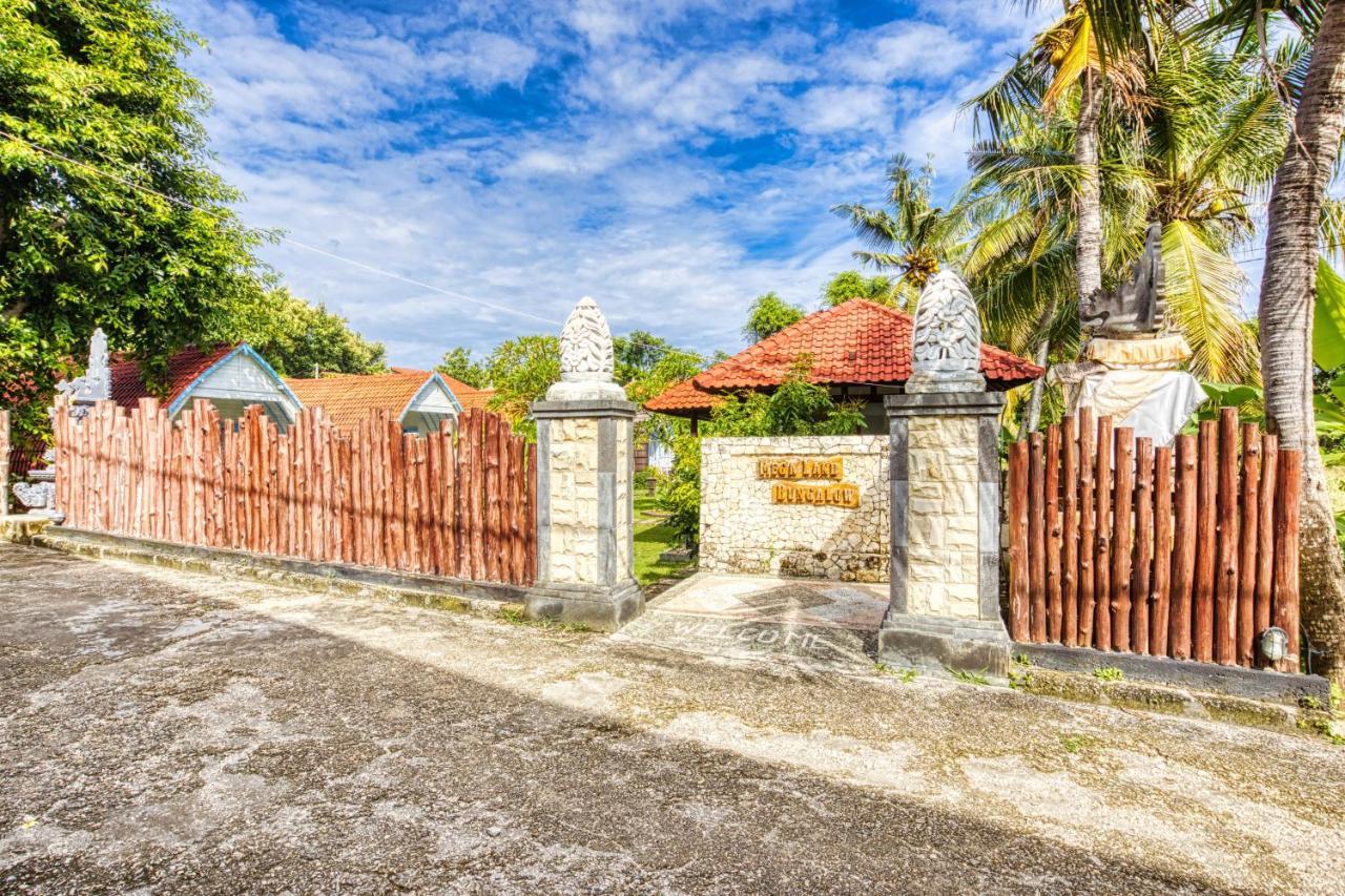 Megaland Bungalow Batununggul Eksteriør billede